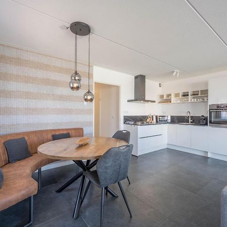 Meerzicht 24 - Luxury Family Accommodation With Beautiful Lake Side View Uitgeest Экстерьер фото